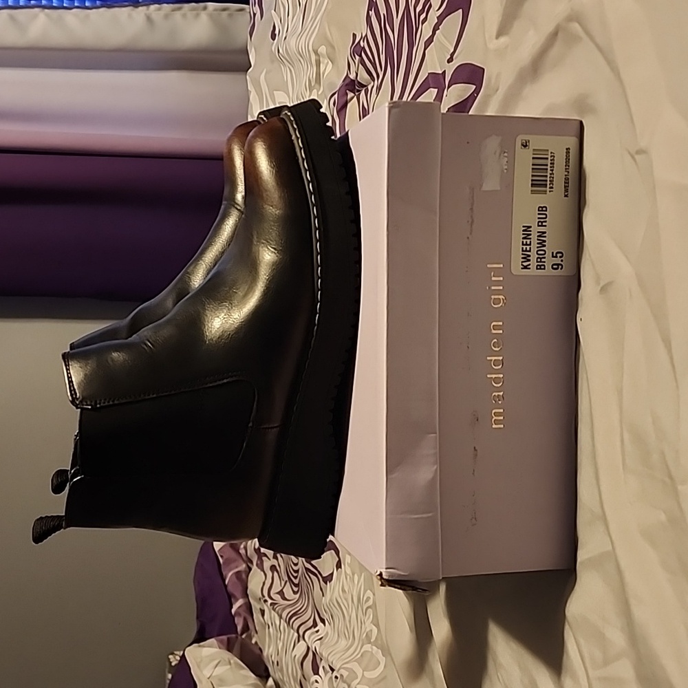 Chelsea Boot
